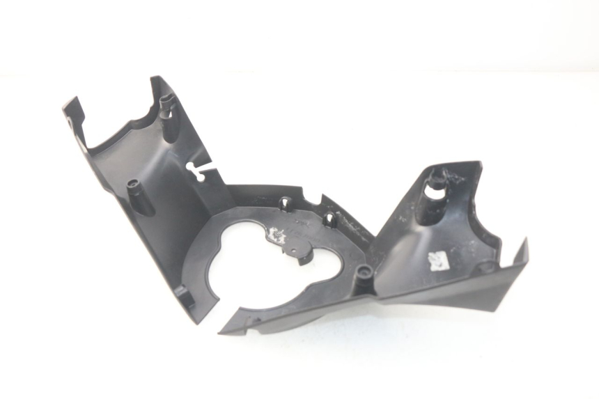 photo de COUVRE GUIDON ARRIERE PEUGEOT SATELIS 300 (2012 - 2015)