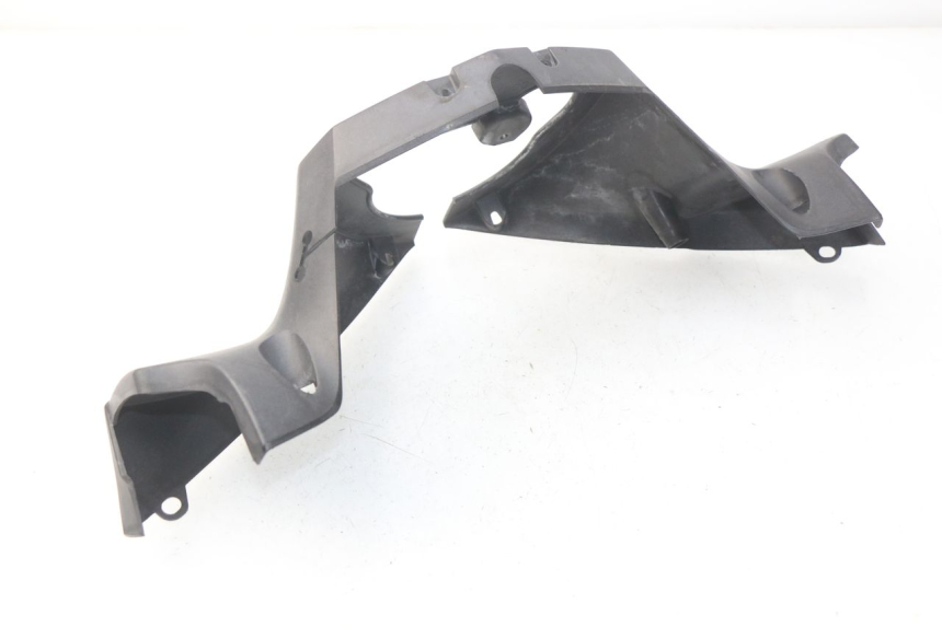 photo de COUVRE GUIDON ARRIERE PEUGEOT SATELIS 500 (2007 - 2013)