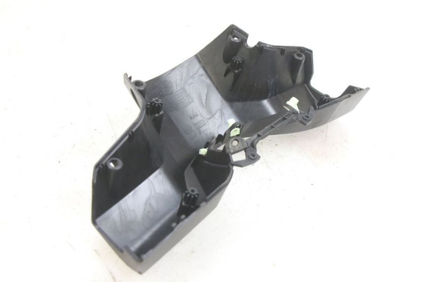 photo de COUVRE GUIDON ARRIERE PEUGEOT SPEEDFIGHT 4 4T 50 (2015 - 2019)