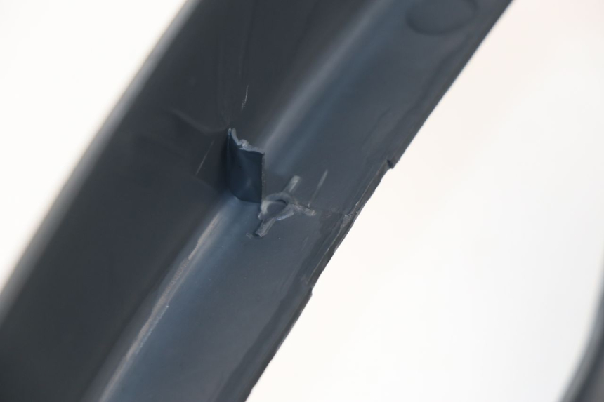 photo de COUVRE GUIDON ARRIERE PEUGEOT SV 50 (1992 - 2004)