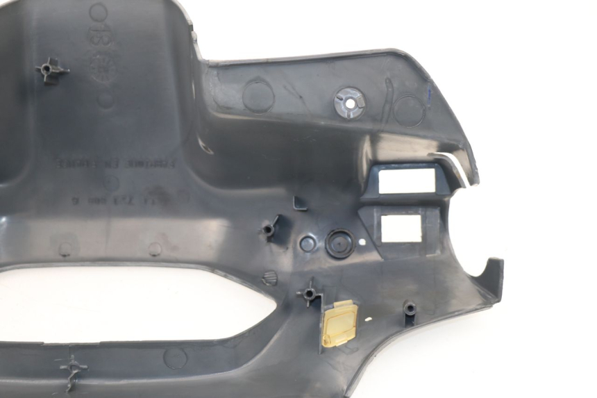 photo de COUVRE GUIDON ARRIERE PEUGEOT SV 50 (1992 - 2004)