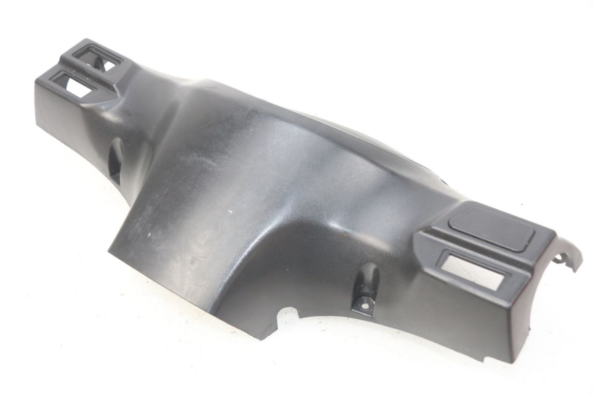 photo de COUVRE GUIDON ARRIERE PEUGEOT TWEET 4T 50 (2018 - 2020)