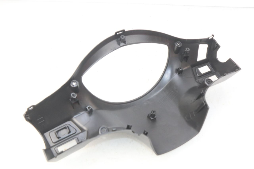 photo de COUVRE GUIDON ARRIERE PEUGEOT TWEET 4T 50 (2018 - 2020)