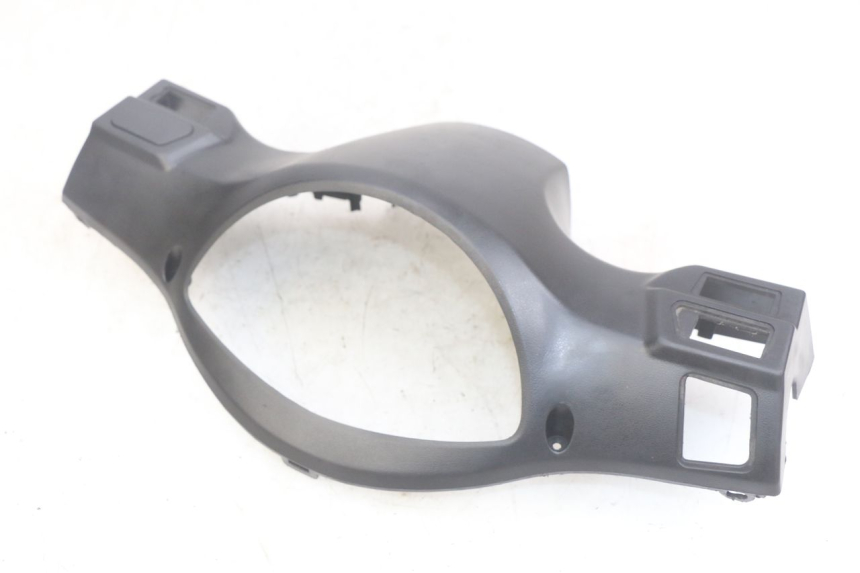 photo de COUVRE GUIDON ARRIERE PEUGEOT TWEET 4T 50 (2018 - 2020)
