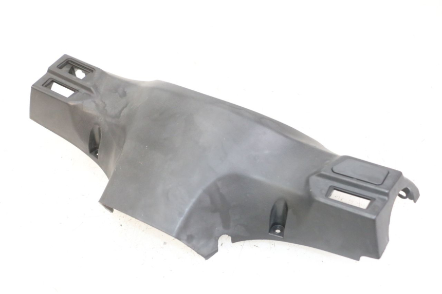 photo de COUVRE GUIDON ARRIERE PEUGEOT TWEET 4T 50 (2014 - 2019)