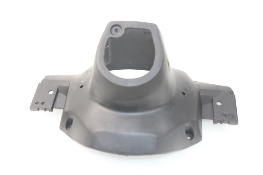 photo de COUVRE GUIDON ARRIERE PGO BIG MAX 50 (2001 - 2009)
