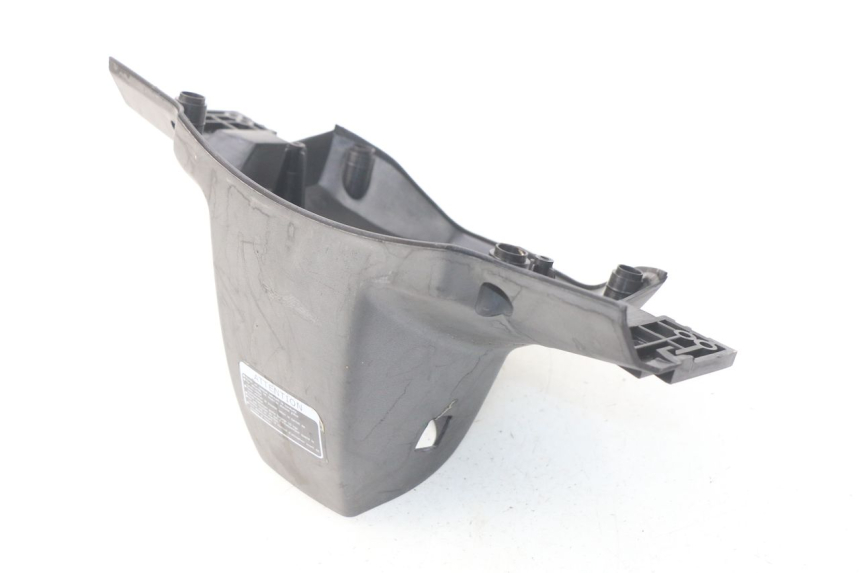 photo de COUVRE GUIDON ARRIERE PGO BIG MAX 50 (2001 - 2009)