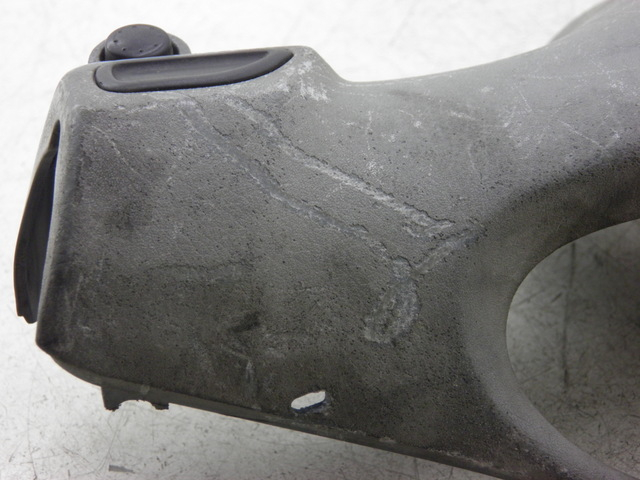 photo de COUVRE GUIDON ARRIERE PIAGGIO FLY 125 (2005 - 2012)