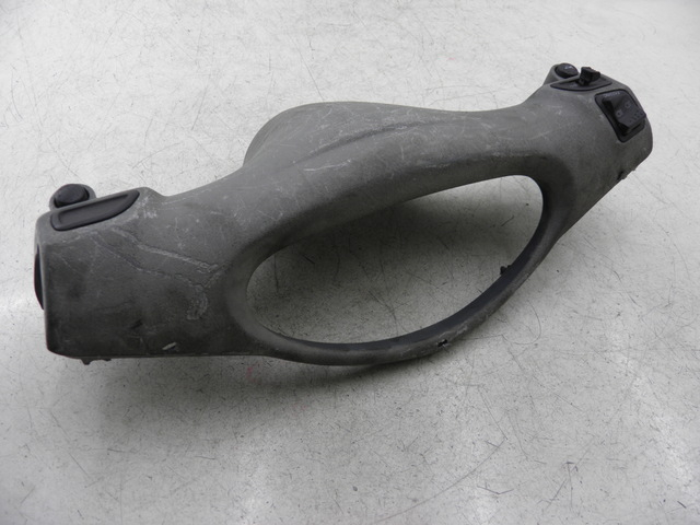 photo de COUVRE GUIDON ARRIERE PIAGGIO FLY 125 (2005 - 2012)