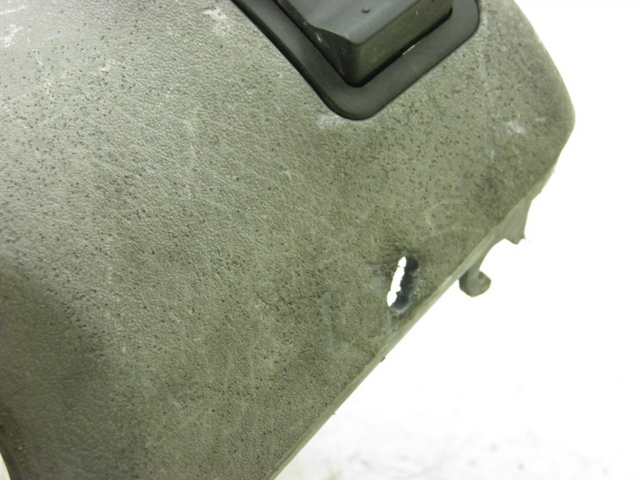 photo de COUVRE GUIDON ARRIERE PIAGGIO FLY 125 (2005 - 2012)