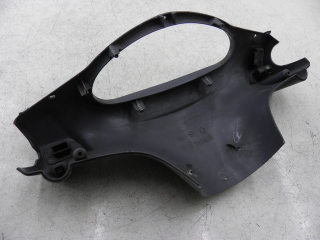 photo de COUVRE GUIDON ARRIERE PIAGGIO FLY 125 (2005 - 2012)