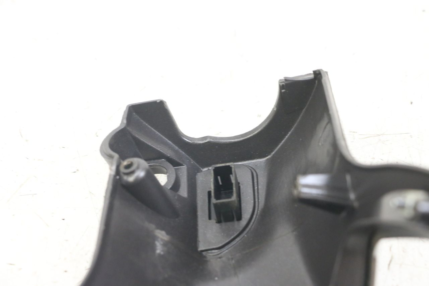 photo de COUVRE GUIDON ARRIERE PIAGGIO LIBERTY 125 (2009 - 2013)
