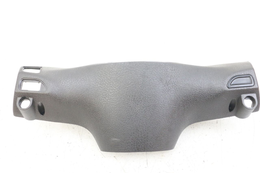 photo de COUVRE GUIDON ARRIERE PIAGGIO LIBERTY 125 (2009 - 2013)