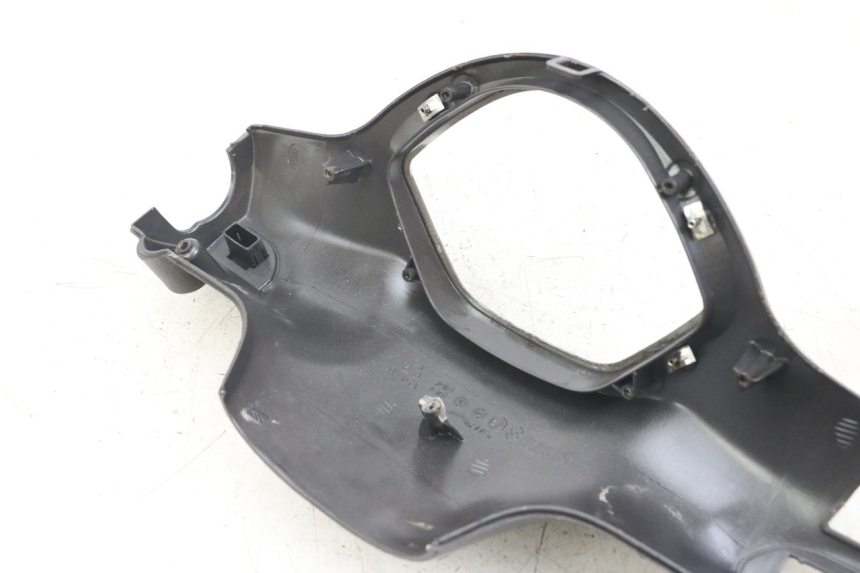 photo de COUVRE GUIDON ARRIERE PIAGGIO LIBERTY 125 (2009 - 2013)