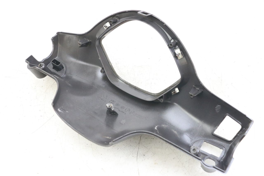 photo de COUVRE GUIDON ARRIERE PIAGGIO LIBERTY 125 (2009 - 2013)