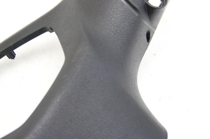 photo de COUVRE GUIDON ARRIERE PIAGGIO LIBERTY IGET 4T 50 (2015 - 2020)