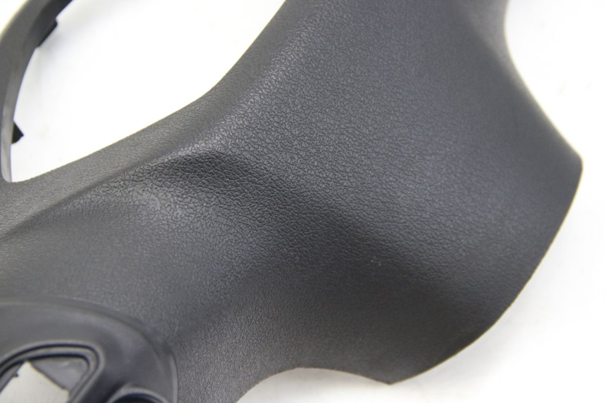 photo de COUVRE GUIDON ARRIERE PIAGGIO LIBERTY IGET 4T 50 (2015 - 2020)