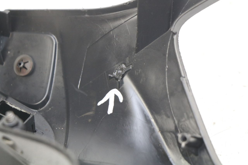 photo de COUVRE GUIDON ARRIERE PIAGGIO LIBERTY IGET S 125 (2016 - 2020)