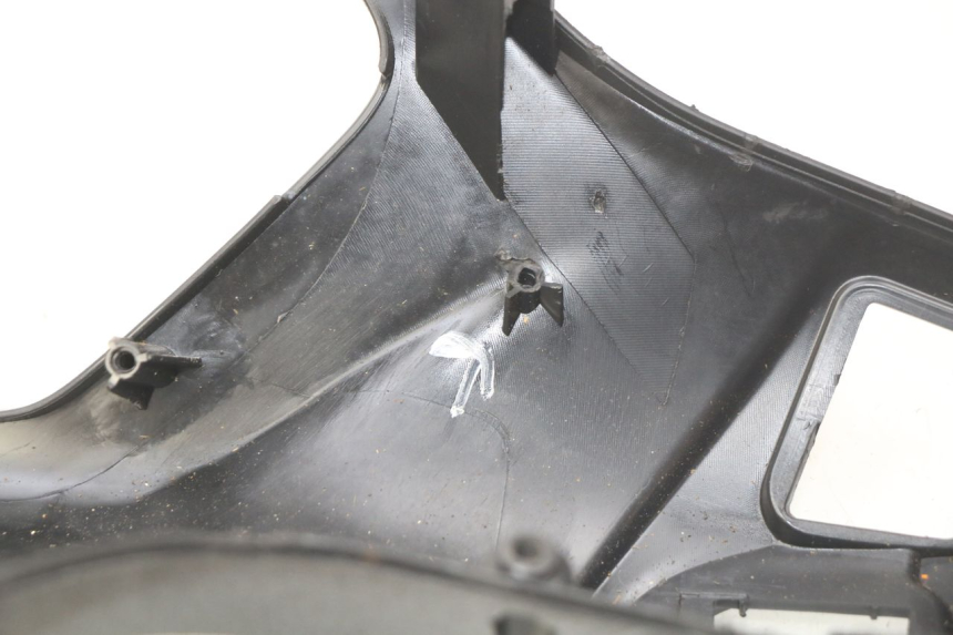 photo de COUVRE GUIDON ARRIERE PIAGGIO LIBERTY IGET S 125 (2016 - 2020)