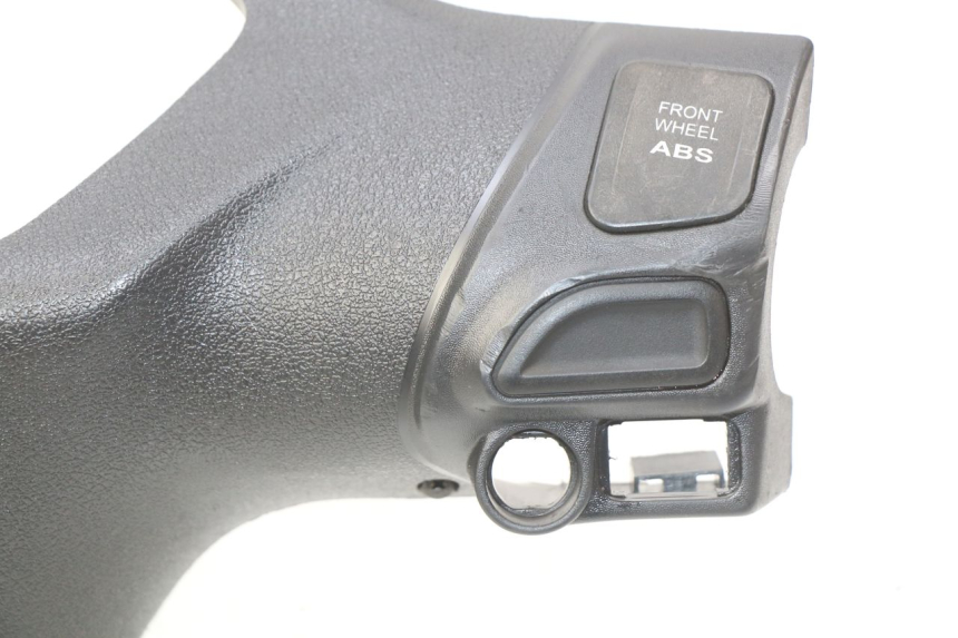 photo de COUVRE GUIDON ARRIERE PIAGGIO LIBERTY IGET S 125 (2016 - 2020)