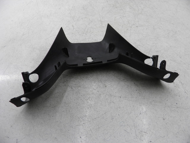 photo de COUVRE GUIDON ARRIERE PIAGGIO MP3 500 (2011 - 2015)