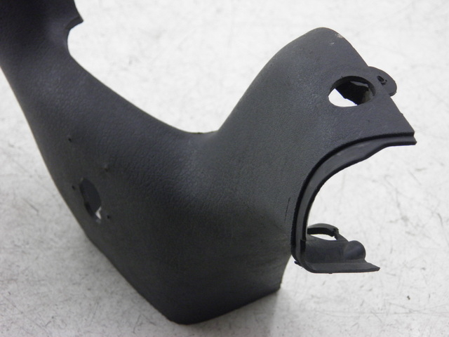 photo de COUVRE GUIDON ARRIERE PIAGGIO MP3 500 (2011 - 2015)