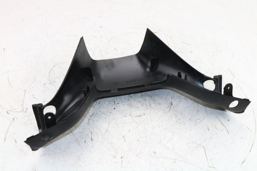 photo de COUVRE GUIDON ARRIERE PIAGGIO MP3 LT 400 (2007 - 2012)