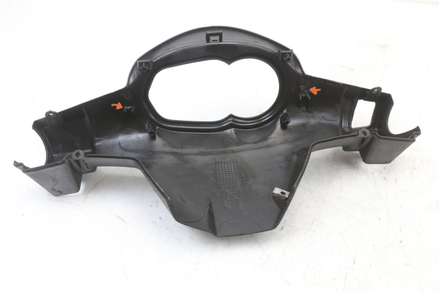 photo de COUVRE GUIDON ARRIERE PIAGGIO NEW TYPHOON 50 (2018 - 2021)