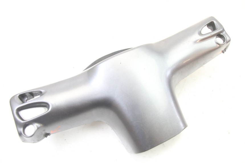 photo de COUVRE GUIDON ARRIERE PIAGGIO VESPA GRANTURISMO 125 (2003 - 2007)