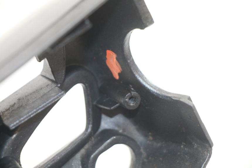 photo de COUVRE GUIDON ARRIERE PIAGGIO VESPA GRANTURISMO 125 (2003 - 2007)