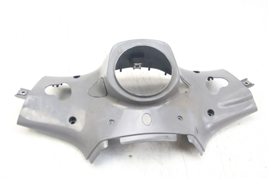 photo de COUVRE GUIDON ARRIERE PIAGGIO VESPA SPRINT 2T 50 (2014 - 2018)