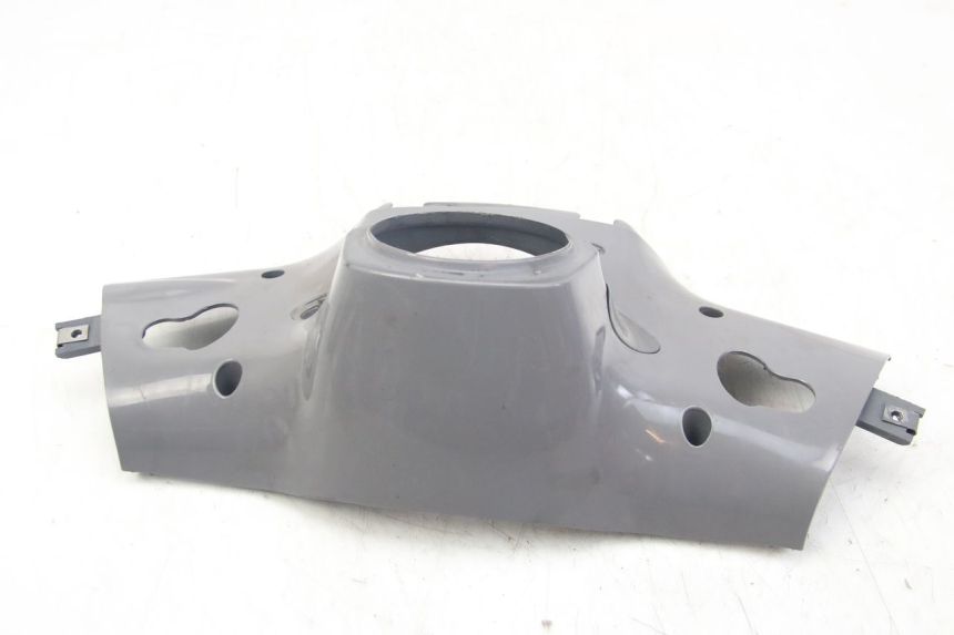 photo de COUVRE GUIDON ARRIERE PIAGGIO VESPA SPRINT 2T 50 (2014 - 2018)