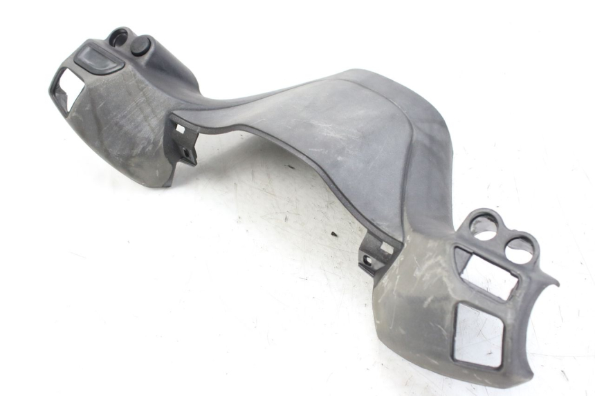 photo de COUVRE GUIDON ARRIERE PIAGGIO X9 EVOLUTION 125 (2003 - 2007)