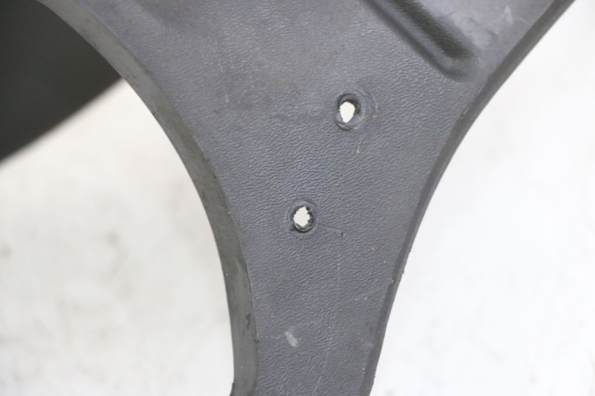 photo de COUVRE GUIDON ARRIERE GILERA RUNNER SL 50 (2006 - 2009)