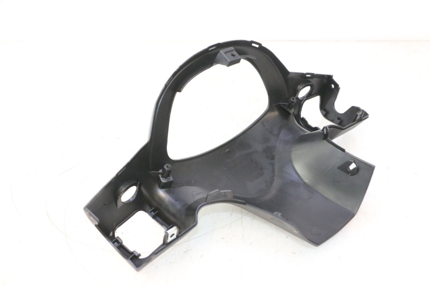 photo de COUVRE GUIDON ARRIERE JM MOTORS SANTANA 50 (2014 - 2023) - Détails caractéristiques