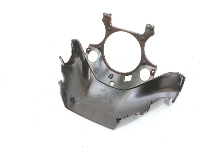 photo de COUVRE GUIDON ARRIERE APRILIA SCARABEO GT TOURING 125 (1999 - 2005)