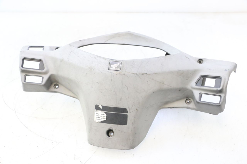 photo de COUVRE GUIDON ARRIERE HONDA SCV LEAD 100 (2003 - 2007) - Vue principale