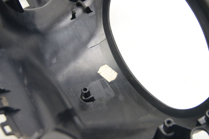photo de COUVRE GUIDON ARRIERE SUZUKI SIXTEEN 125 (2008 - 2010)