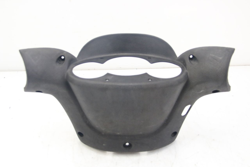 photo de COUVRE GUIDON ARRIERE MBK SKYLINER 125 (1998 - 2001)
