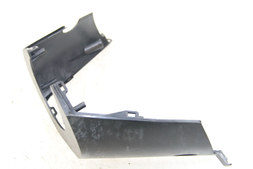 photo de COUVRE GUIDON ARRIERE RAZZO STEED 125 (2012 - 2018)