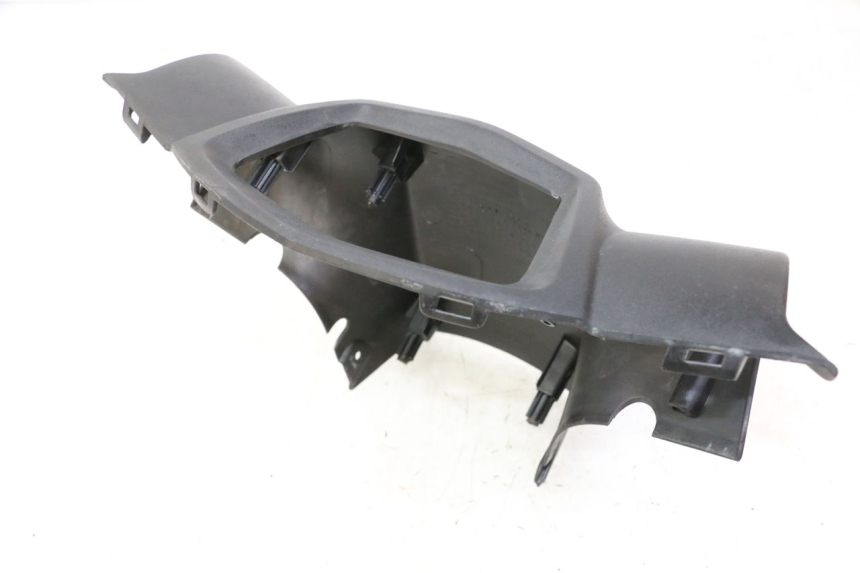 photo de COUVRE GUIDON ARRIERE PEUGEOT STREETZONE I 2T 50 (2018 - 2020)