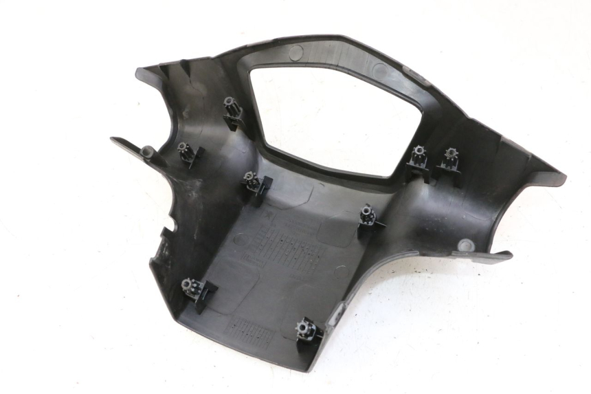 photo de COUVRE GUIDON ARRIERE PEUGEOT STREETZONE I 2T 50 (2018 - 2020)