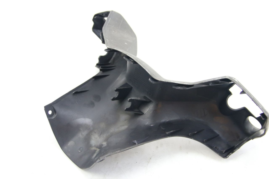 photo de COUVRE GUIDON ARRIERE SUZUKI BURGMAN 125 (2007 - 2014)