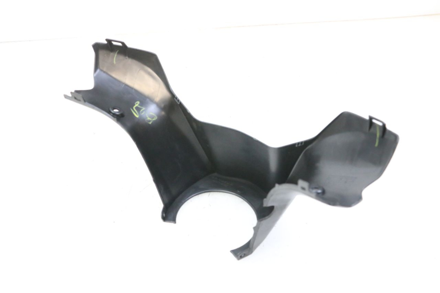 photo de COUVRE GUIDON ARRIERE SUZUKI BURGMAN 125 (2018 - 2021)