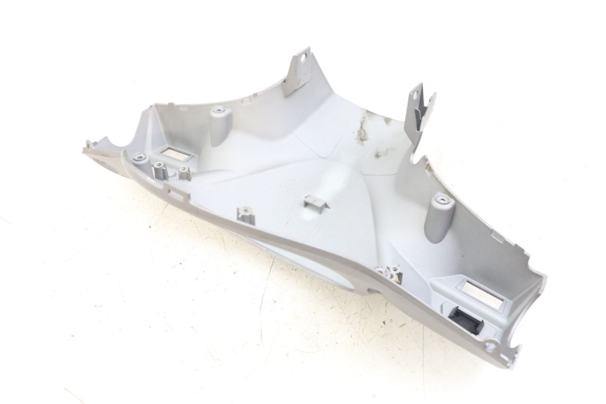 photo de COUVRE GUIDON ARRIERE SYM FIDDLE 3 III 125 (2014 - 2020)