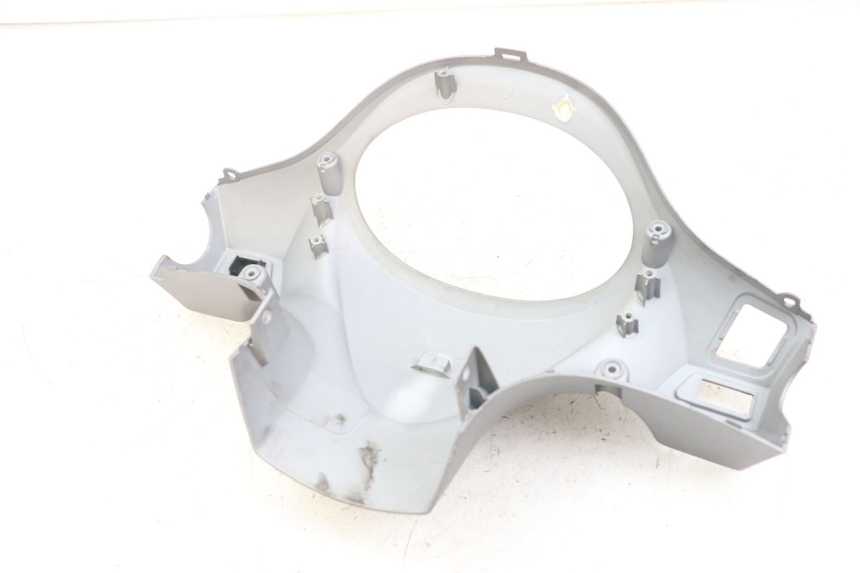 photo de COUVRE GUIDON ARRIERE SYM FIDDLE 3 III 125 (2014 - 2020)