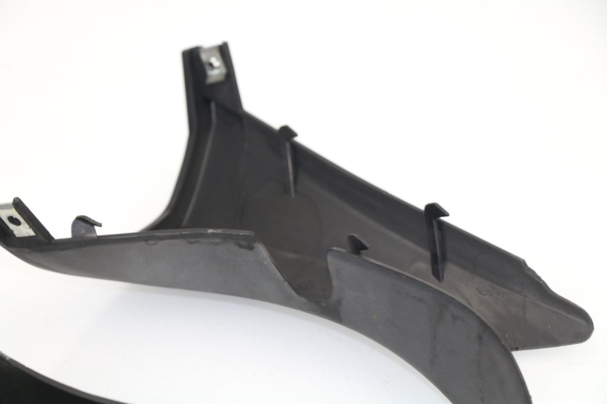 photo de COUVRE GUIDON ARRIERE SYM GTS 250 (2005 - 2008)