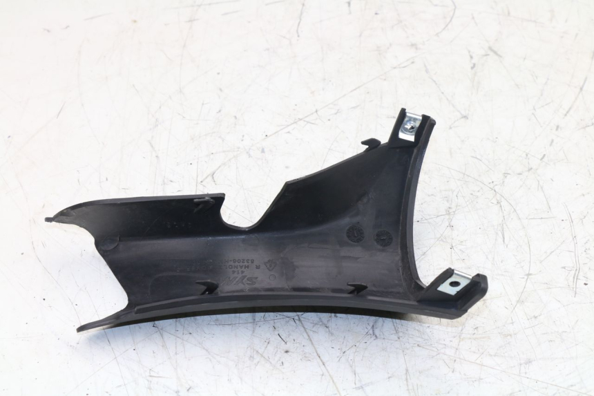 photo de COUVRE GUIDON ARRIERE SYM GTS EFI 125 (2012 - 2016)