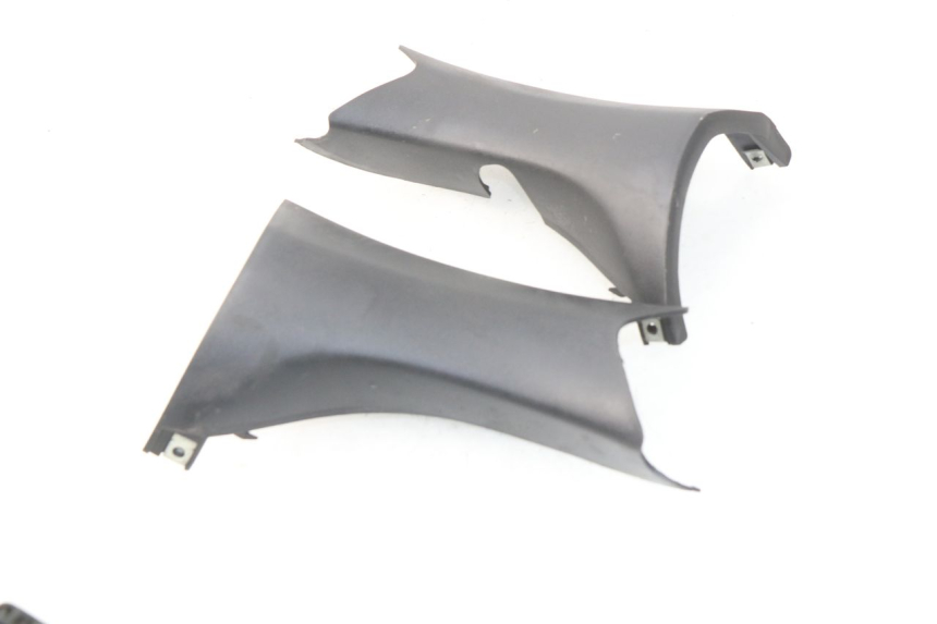 photo de COUVRE GUIDON ARRIERE SYM JOYMAX 250 (2013 - 2017)