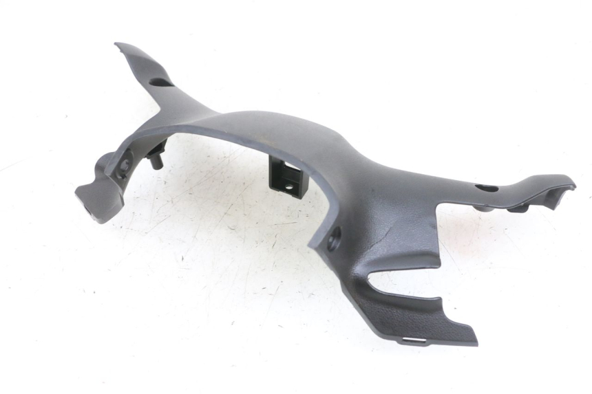 photo de COUVRE GUIDON ARRIERE YAMAHA TRICITY 300 (2020 - 2024) - Zoom état d’usage